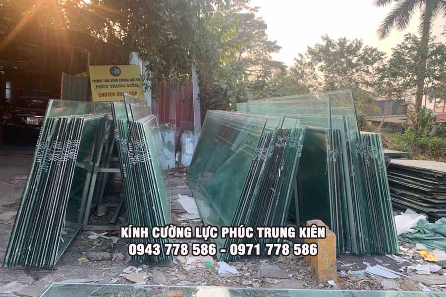 kính cường lực có vỡ không